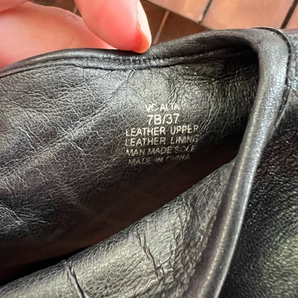Vince Camuto leather bootie with peep toe